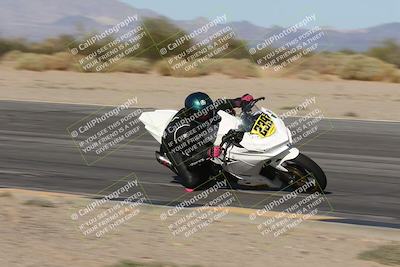 media/Oct-04-2025-CVMA (Sat) [[408bcdd6e4]]/Race 15-Femmewalla-Femmewalla UL/